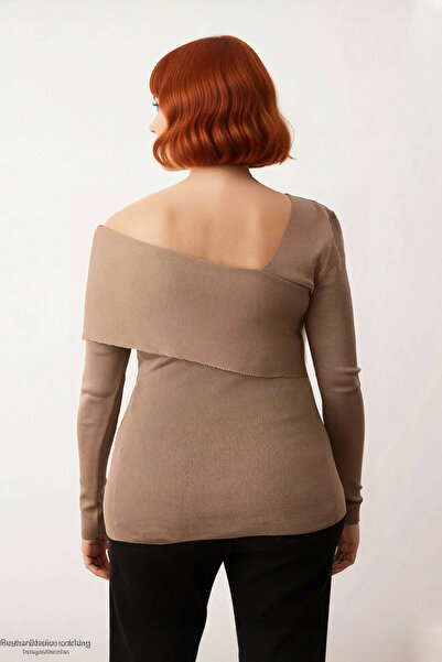 PayBuy Women's Asymmetrical Neckline Long Sleeve Modern Knitwear Sweater Stylish Comfortable and Elegant for Daytime Nighttime Outfits