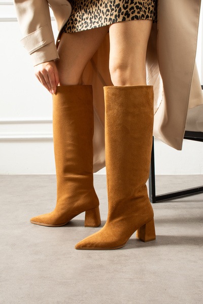 wolk shoes Γυναικείες μπότες με τακούνι Bria SUEDE με μυτερή μύτη