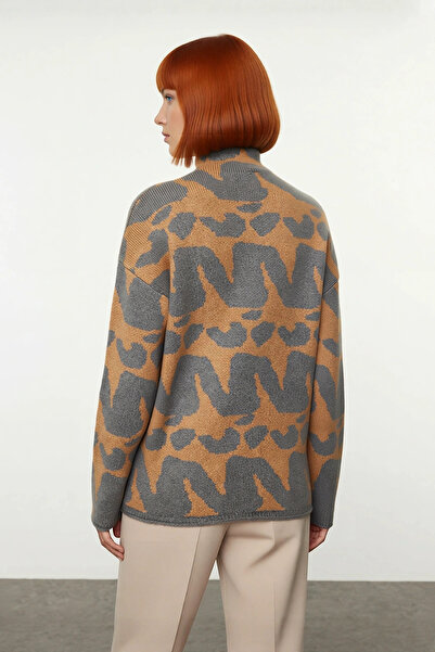 PayBuy Women's Oversized Stand Collar Knitwear Sweater Modern Geometric Pattern Ideal for Cold Winter Days Quality