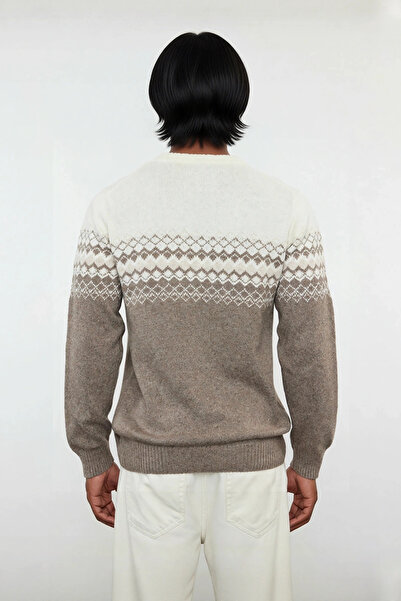 PayBuy Men's Fitted Ethnic Patterned Crew Neck Knit Sweater Ideal for Winter Days a Stylish and Comfortable One