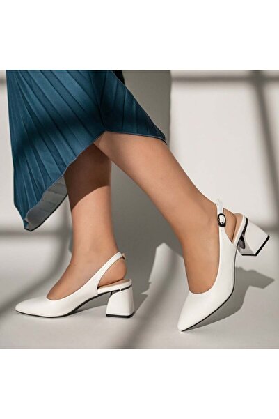 BMoD Pantofi albi de damă cu toc și baretă MOD11653