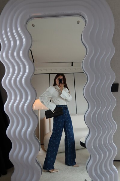 Özge Özgenç Επενδυμένος με κέντημα τζιν με φαρδιά πόδια