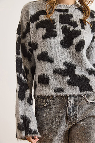 Olalook Kadın Gri Bisiklet Yaka Leopar Crop Triko Kazak KZK-19001032