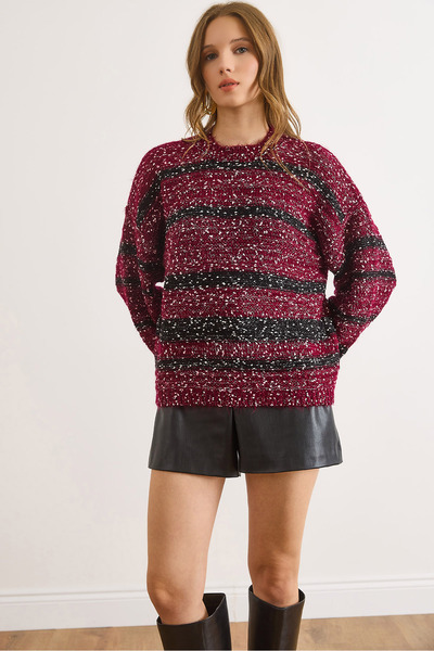 Olalook Women's Burgundy Striped Textured Comfortable Fit Knit Sweater Kzk-19001031