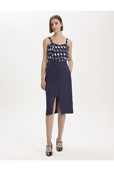 BGN workshop Fusta din in din viscoză cu detaliu de fante