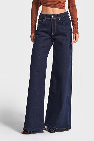 its basic Women's Indigo Color 7W5-50 Super Palazzo Fit Stretchy Elastane Fabric Denim Jean