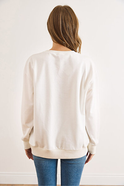 Olalook Kadın Beyaz Martı Palmiye Nakışlı Şardonsuz Kalın Sweatshirt SWT-19000763