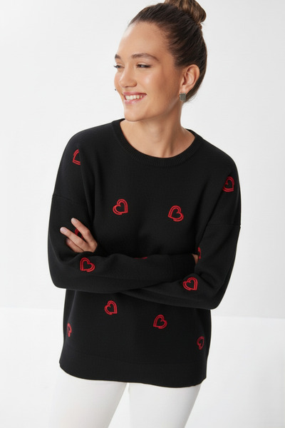 hayal giyim Heart Embroidered Knit Sweater - Black