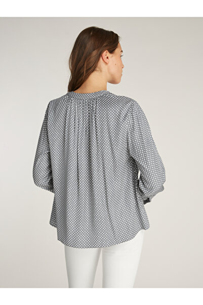 Tommy Hilfiger Women Mini Geo Flint Blue Fluid Viscose Patterned V Neck Top