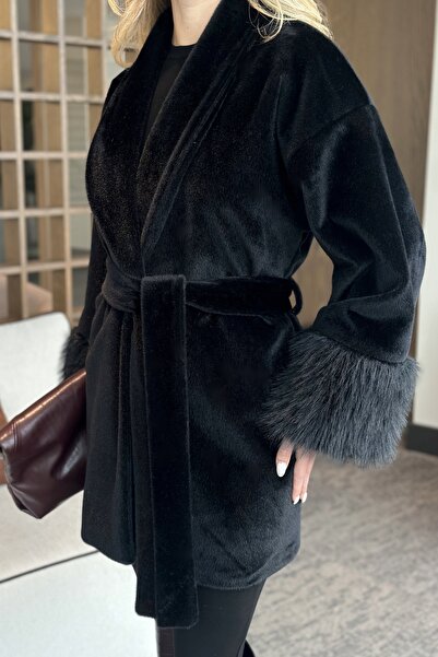 Laluvia Black Fur Collar Cashmere Jacket - 2509