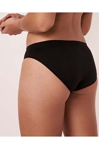 La Vie en Rose Seamless Fabric Bikini Panty