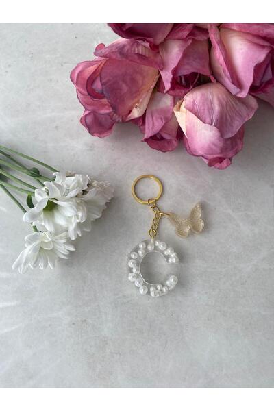 Bellinzona Ключодържател и талисман с буква C и перли [с опция за помпон]