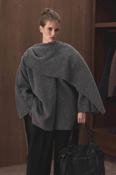 Hooopstore Asimetrik Kesim Pelerin Yaka Antrasit Kaban