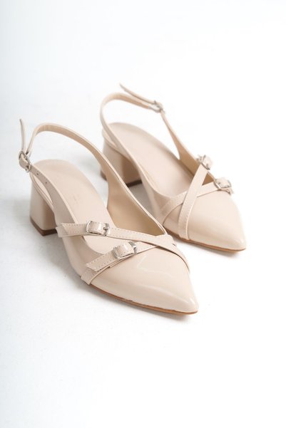 Putik Bej Patent Leather Pointed Toe Buckle 4 cm Thick Heeled Women's Shoes