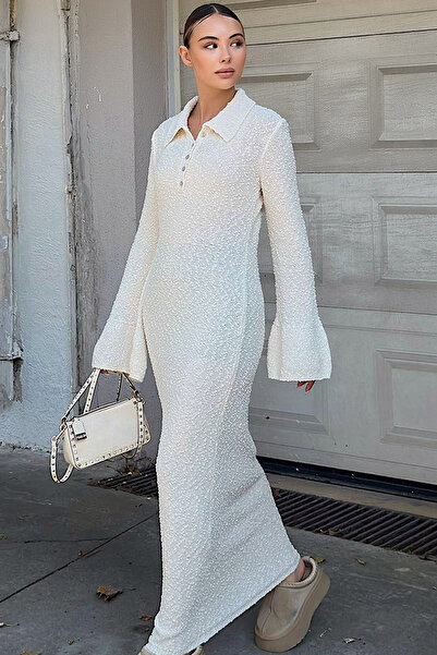 Yeslena Göğüs Düğme Kapama Polo Yakalı Uzun Ucu Volanlı Kollu Kırçıllı Rahat Casual Uzun Triko kale Elbise