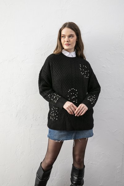 Loov Pearl Embellished Black Knit Sweater – Stylish Women's Knitwear Sweater, Soft Textured Sweater