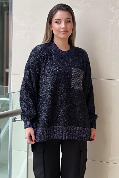 Ghisa Sim Tunic with Drawstring Pocket Detail