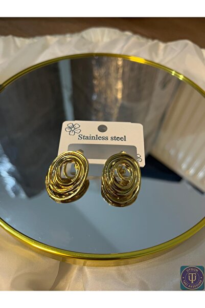 uyguntakıaksesuar Gold Spiral Form Küpe – Modern ve Şık Tasarım