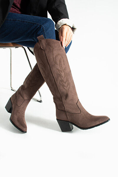 Bufu Dallas Kadın Kahverengi Süet Kovboy Çizme – Kalın Topuklu, Diz Altı Model