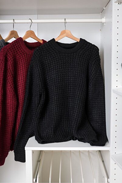 no7man Raflen Black Sweater