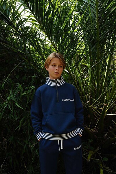 Generic Brand Boy's Navy Blue Mock Neck Zippered Top and Sweatpants Set