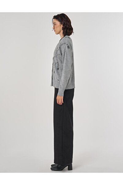Kayra İşleme Detaylı Triko Hırka Gri