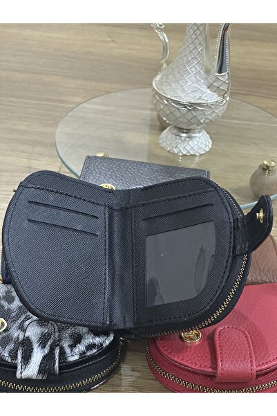 SÜNELA Stylish Wallet with Soft Leather Touch