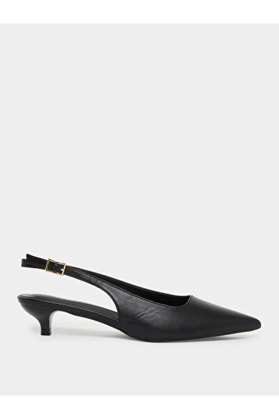 Raid By Styli Zariya Slingback Buckle Kitten Heel Shoes