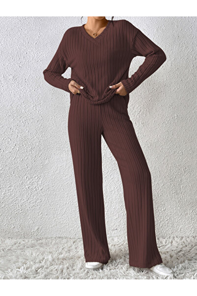 Take Two By Styli طقم حياكة مضلعة بلون بني قهوة