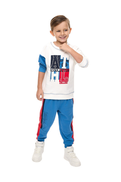 Victor and Jane By Styli Boys Graphic Sweatshirt and Joggers Set