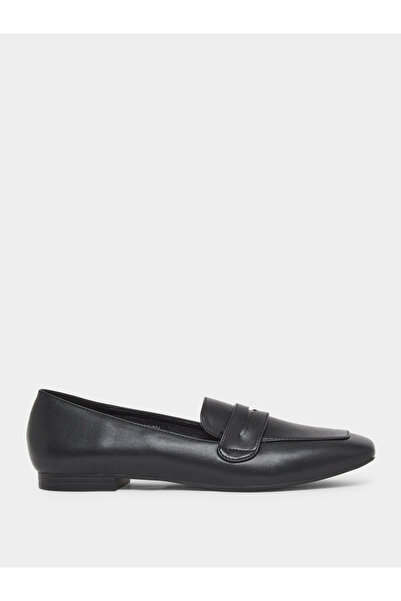 Raid By Styli Levissa Square Toe Loafers