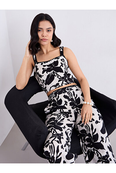 Styli Black Floral Crop Top and Pants Co-Ords