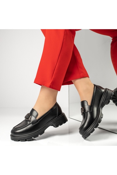 Modlet.ro Γυναικεία μαύρα casual παπούτσια με μεταλλικές λεπτομέρειες MOD13370