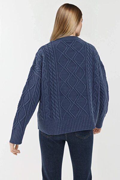 Hiccup Crew Neck Knit Sweater with Hair Braid Detail