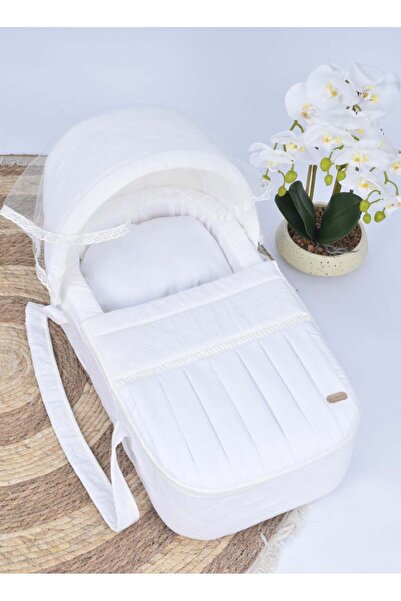 Fun Moment حاملة أطفال مع مرتبة ووسادة