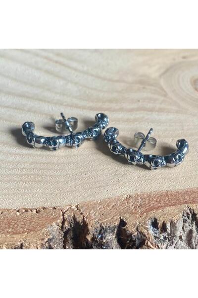 Viking Skull Design Nail Model 316L Stainless Steel Non-Tarnish Earrings Pair