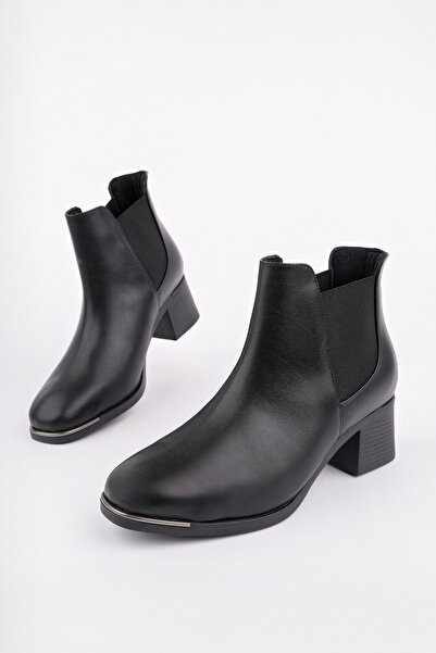 Madam Tarz حذاء مطاطي بكعب سميك CLN-053