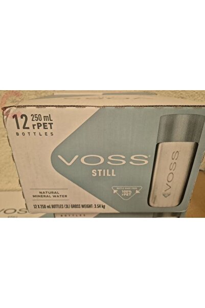 voss مياه أرتيسيان الساكنة المعاد تدويرها من مادة البولي إيثيلين تيريفثالات (...
