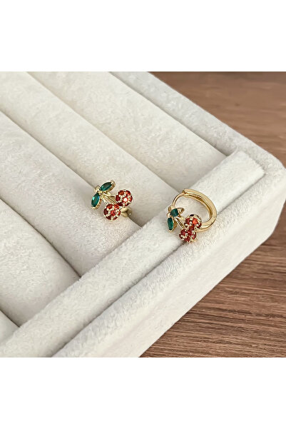 ATELİER GİZEM Xuping kararmaz gold çelik kirazlı çocuk küpesi