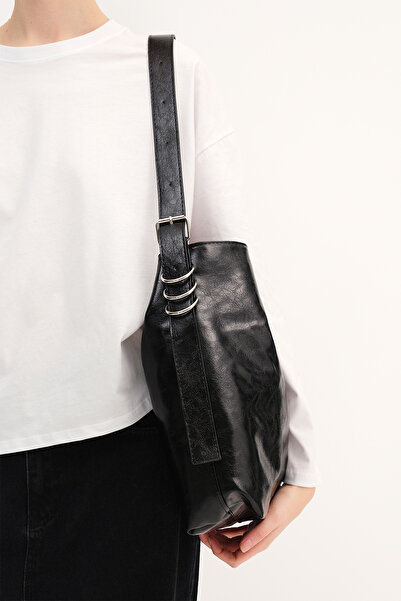 Addax Geantă de mână și de umăr din piele lacuită Ç1056