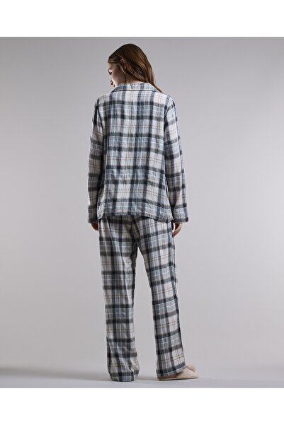 R&B Off White Women's Plaid Lapel Collar Pyjama Set