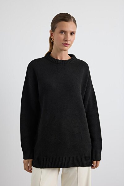 KADRİYE BAŞTÜRK Crew Neck Basic Knitwear Sweater Black