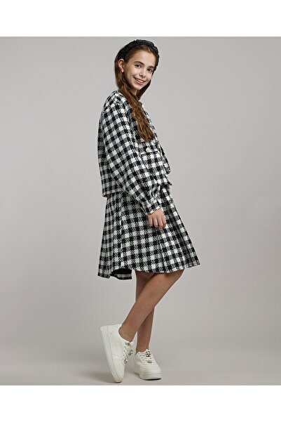 R&B تنورة مطوية مربعة الشكل مع خصر مطاطي