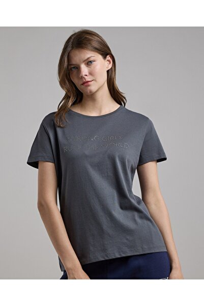 R&B Embellished T-Shirt with Crew Neck and Short Sleeves