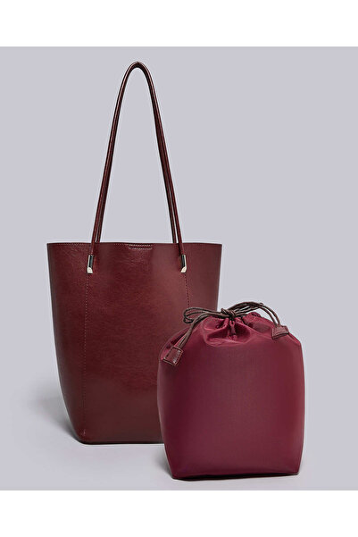 R&B Textured Shoulder Bag with Drawstring Pouch