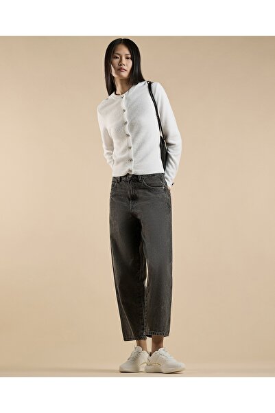 R&B Ivory Women's Bow Button Detail Cardigan