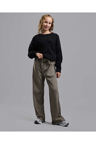 R&B Furry Sweater with Crew Neck and Long Sleeves