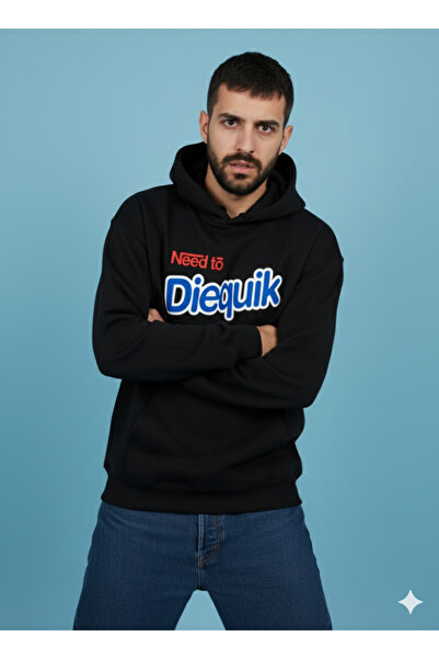 By Caspita Fashion Μαύρο φούτερ με κουκούλα Lenithra Need to Diequik με στάμπ...