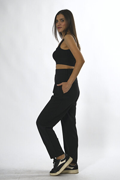 ABBRA Women's Elastic Waistband Pleated Sweatpants