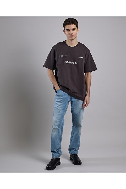 R&B Typography Print T-Shirt with Crew Neck and Short Sleeves